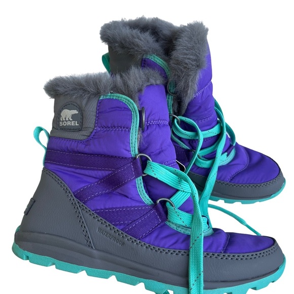 Sorel girl's youth purple waterproof snow boots size NEW